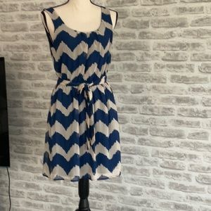 Lily Rose Chevron dress, size S